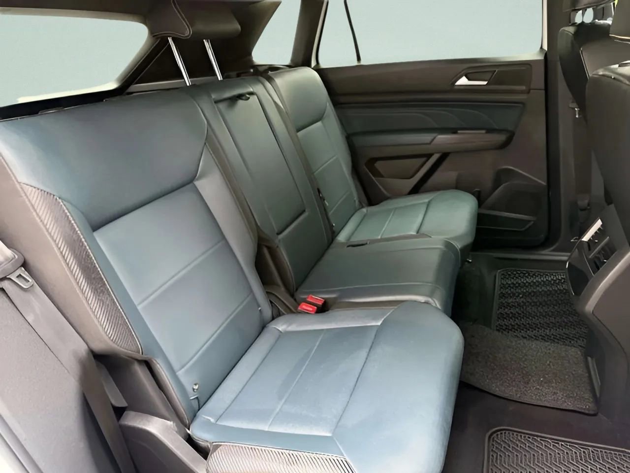 Used 2021 Volkswagen Atlas Cross Sport SEL image 24