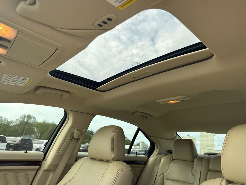 Used 2015 Ford Taurus Limited w/ Equipment Group 301A image 23