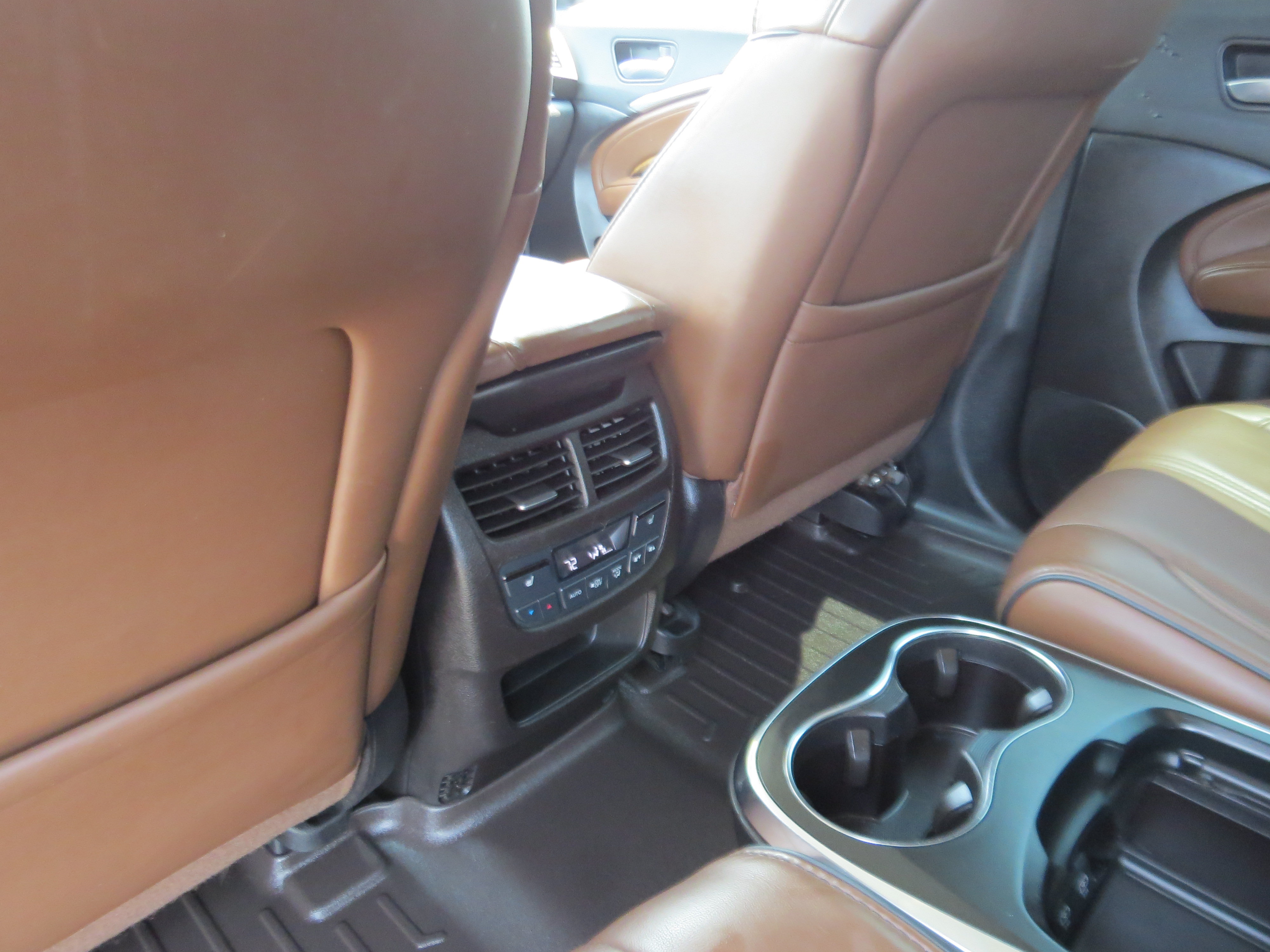 Used 2019 Acura MDX w/ Advance Package AWD/4WD image 15