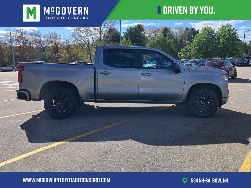 Used 2023 Chevrolet Silverado 1500 RST AWD/4WD image 4