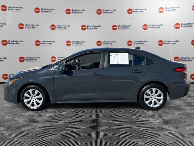Used 2023 Toyota Corolla LE image 2