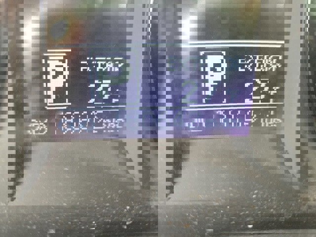 Used 2015 Toyota Sienna LE image 11