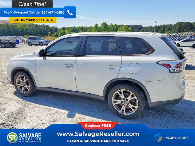 Used 2015 Mitsubishi Outlander SE FWD image 3