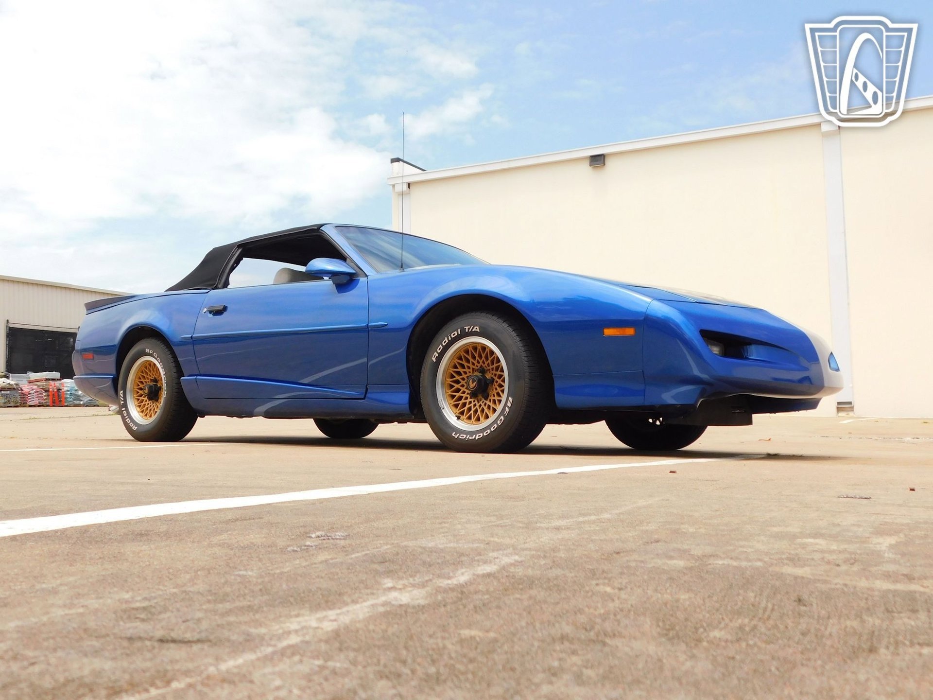 Used 1991 Pontiac Firebird Convertible image 31