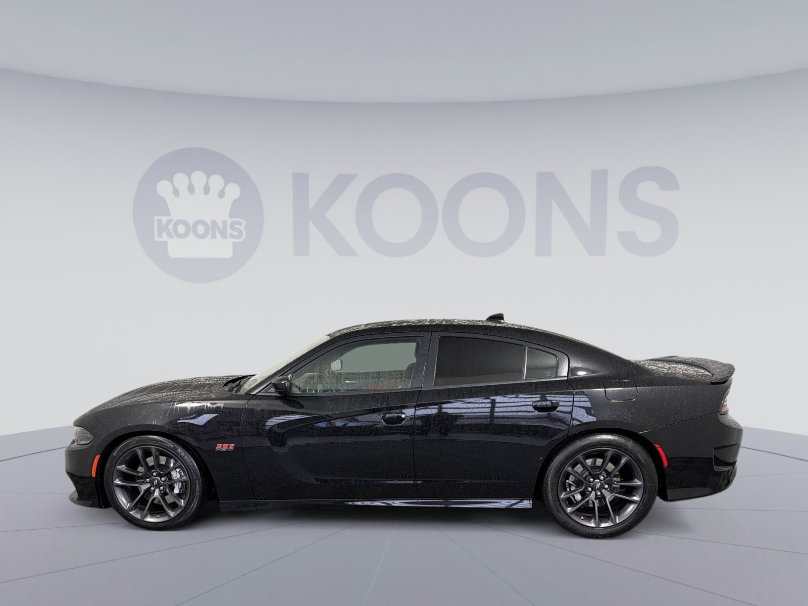 Used 2022 Dodge Charger Scat Pack w/ Plus Group image 2