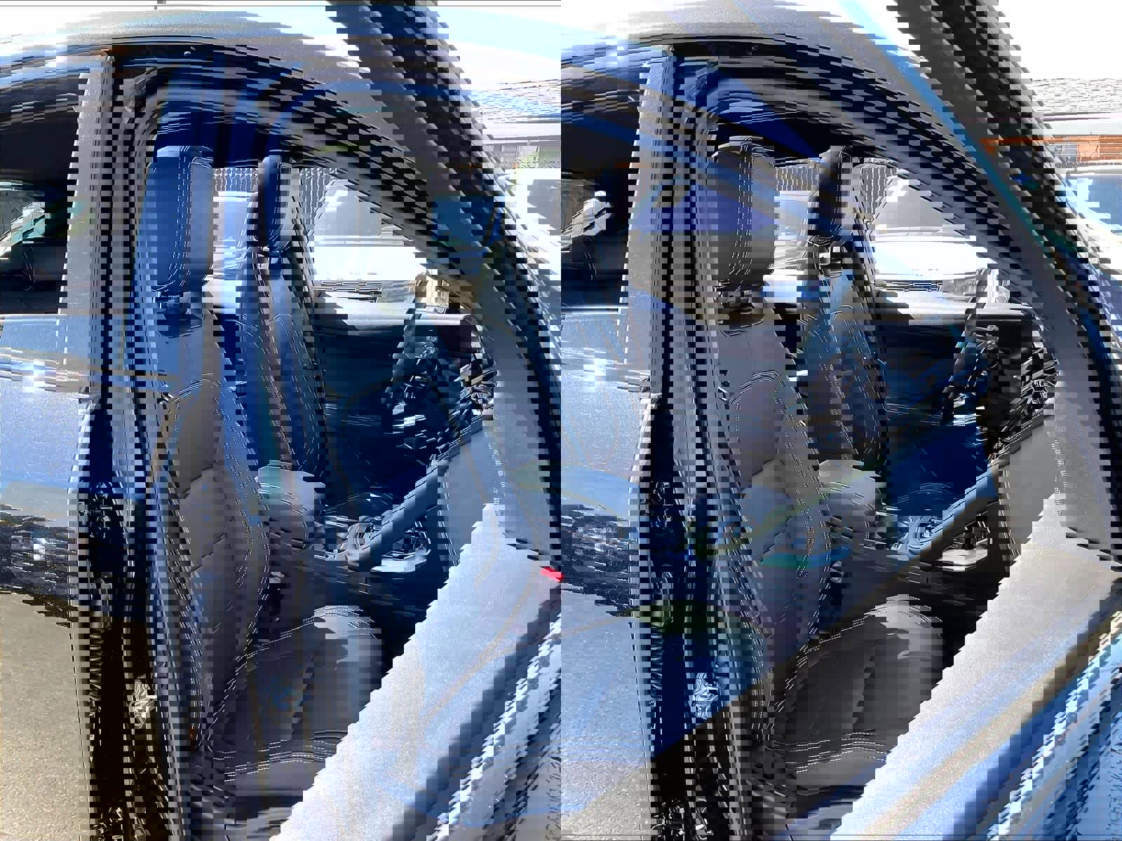 Used 2024 Jaguar E-PACE R-Dynamic SE image 8