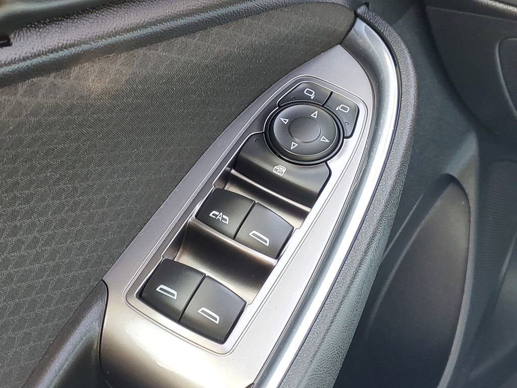 Used 2017 Chevrolet Malibu LT FWD image 15