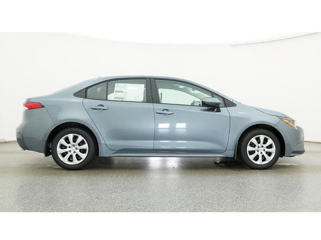 New 2026 Toyota Corolla LE FWD image 34