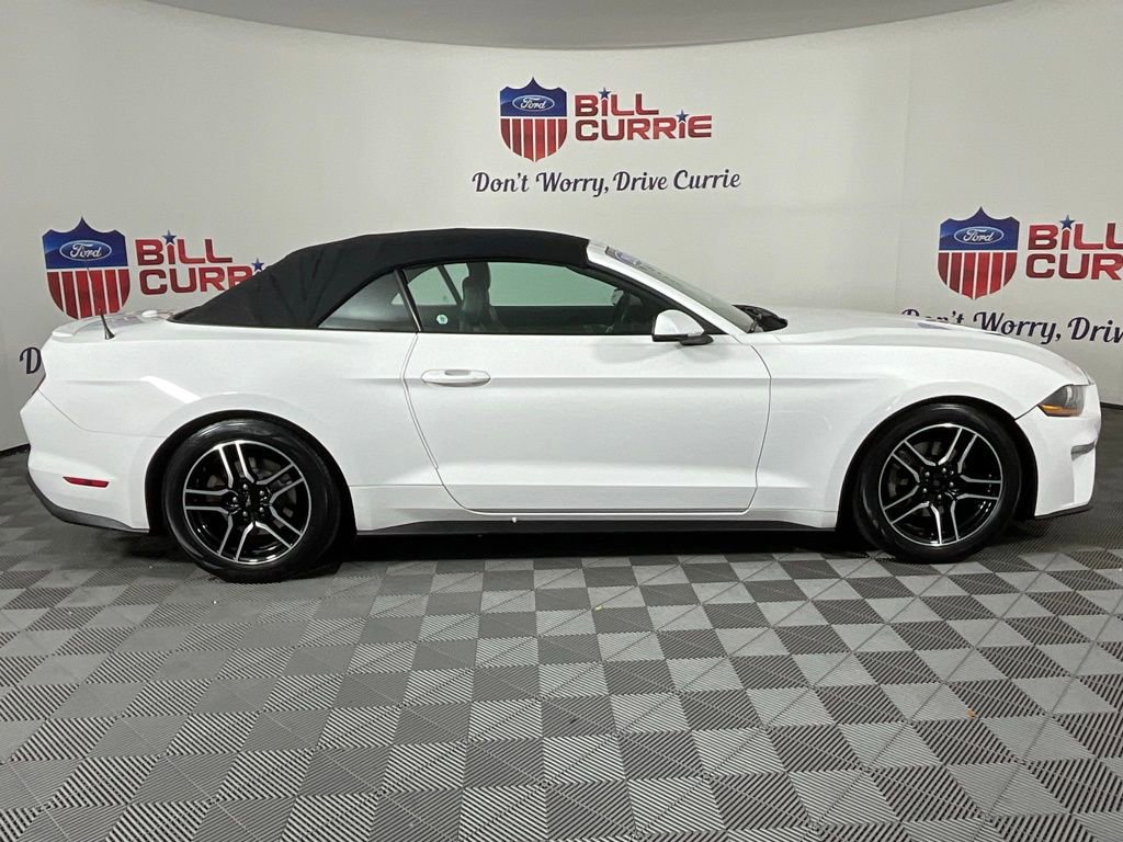 Used 2019 Ford Mustang Premium image 2