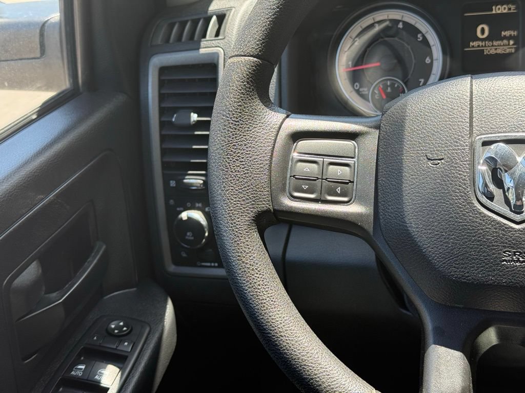 Used 2016 RAM 1500 Express AWD/4WD image 12