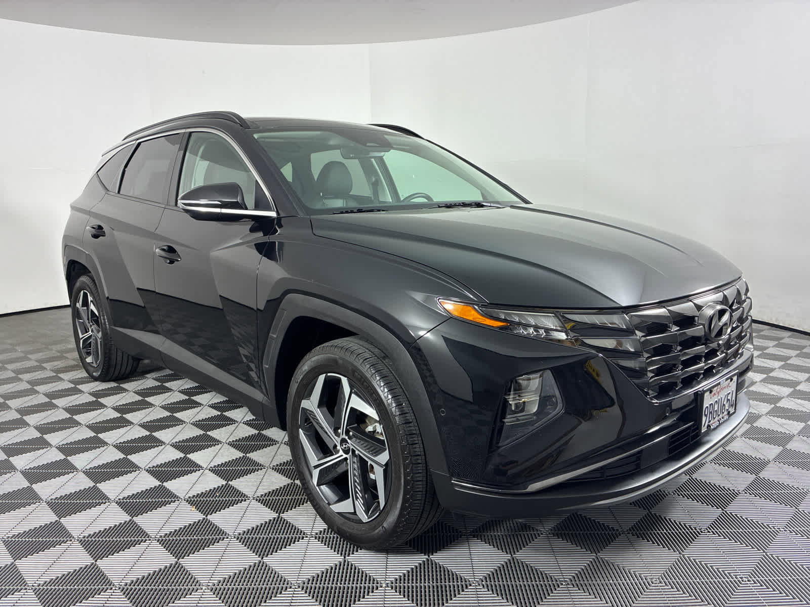 Used 2022 Hyundai Tucson Limited AWD/4WD image 3