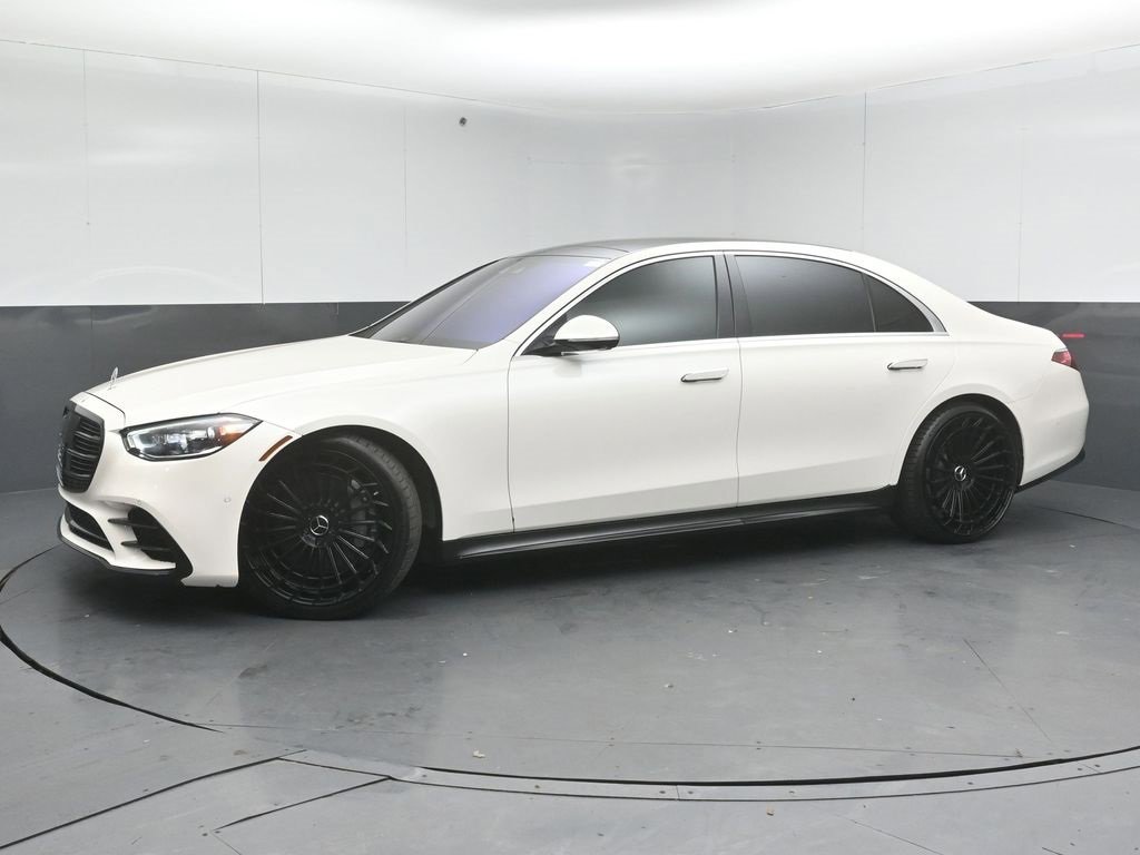 Used 2022 Mercedes-Benz S 500 4MATIC image 4
