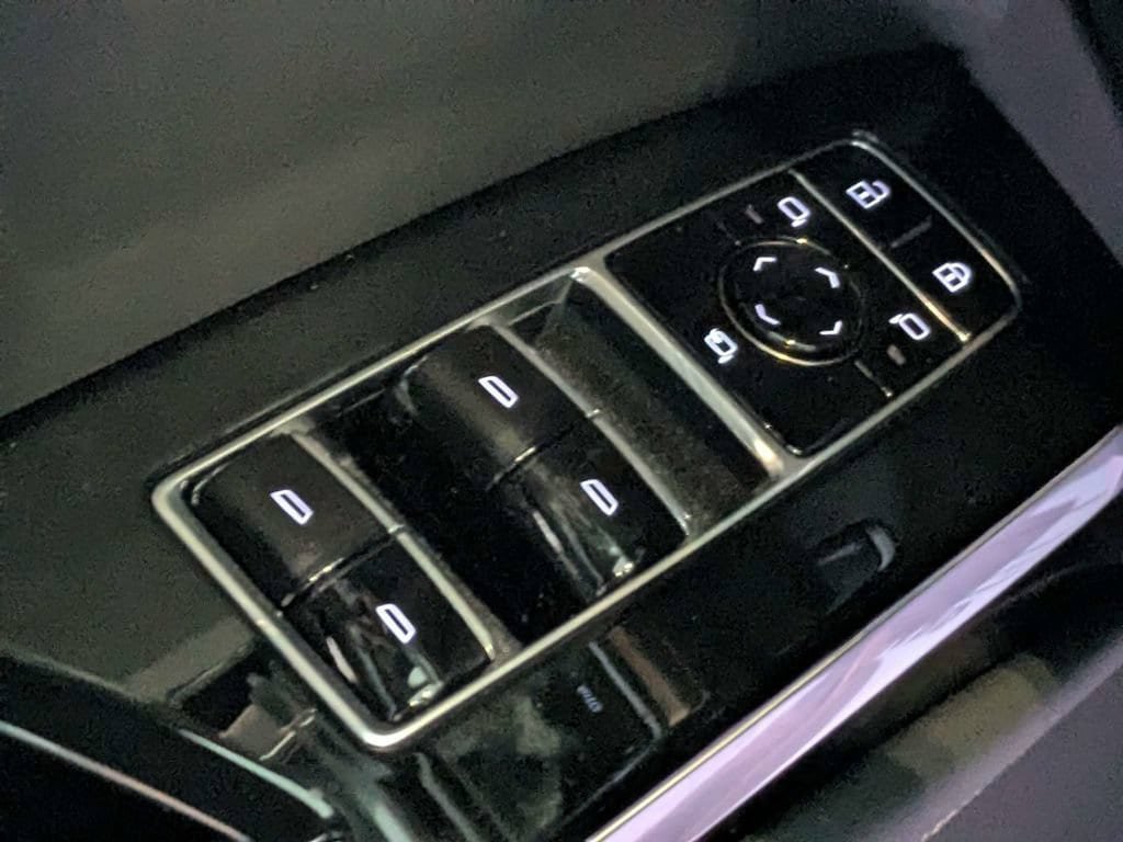 New 2026 Cadillac Escalade Sport w/ LPO, ONYX Package AWD/4WD image 29