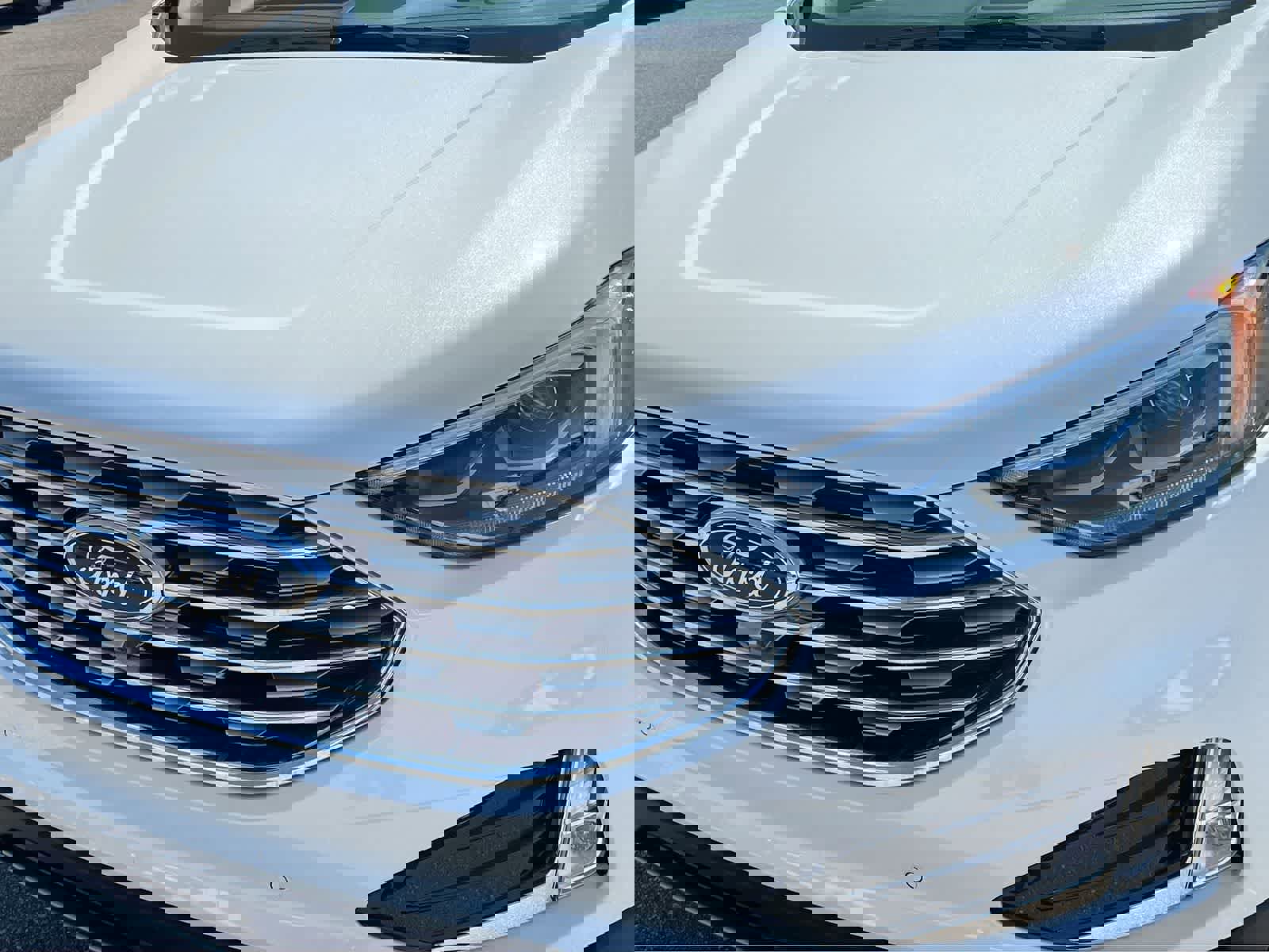 Used 2024 Ford Edge Titanium w/ Equipment Group 301A image 11