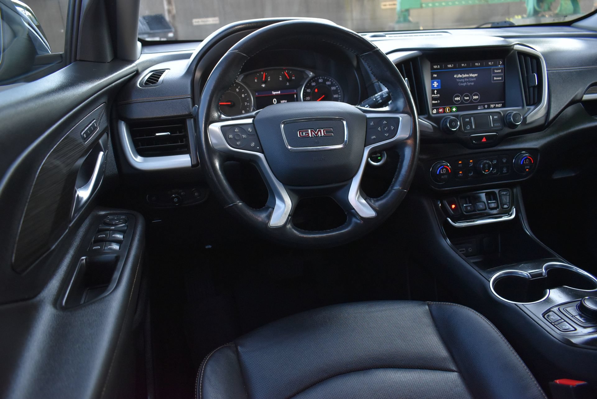 Used 2020 GMC Terrain SLT w/ Preferred Package AWD/4WD image 19