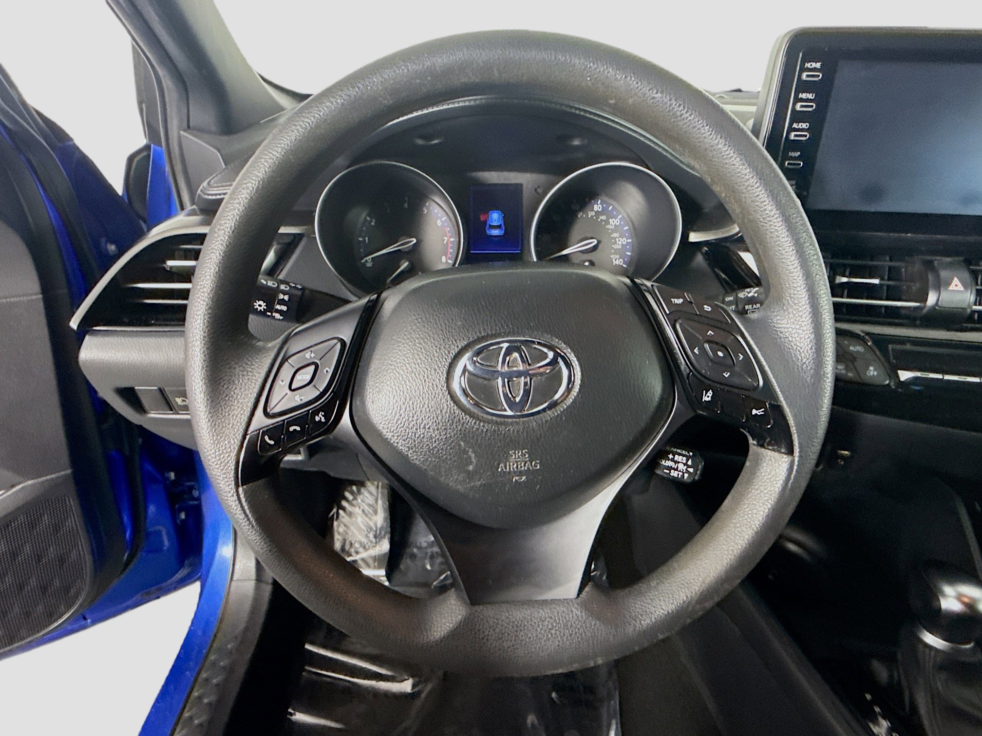 Used 2019 Toyota C-HR LE image 13
