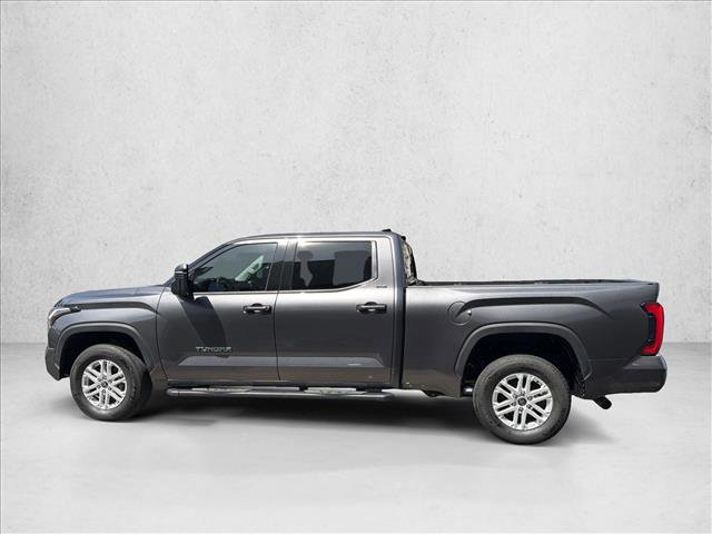 Used 2022 Toyota Tundra SR5 w/ SR5 Convenience Package AWD/4WD image 8