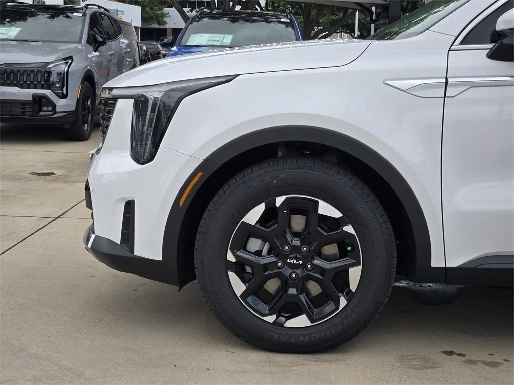 New 2026 Kia Sorento S w/ S Panoramic Sunroof Package image 5