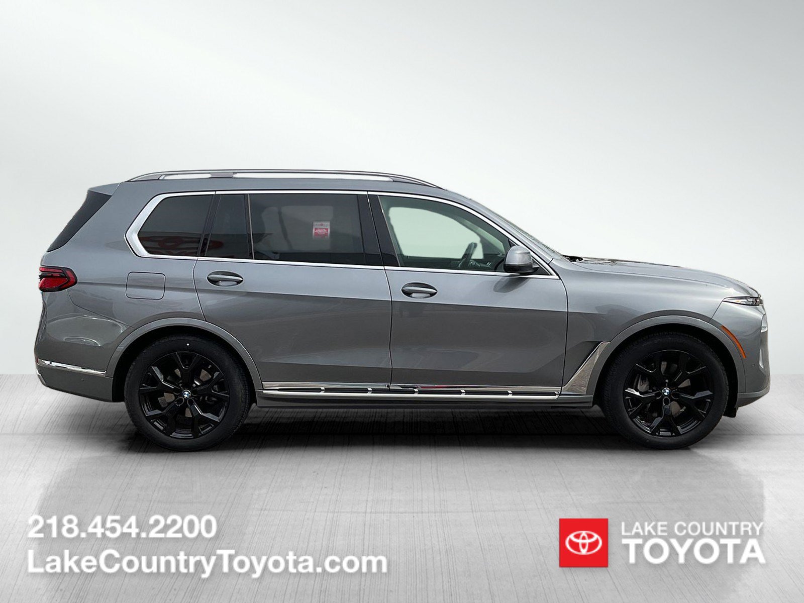 Used 2026 BMW X7 xDrive40i AWD/4WD image 6