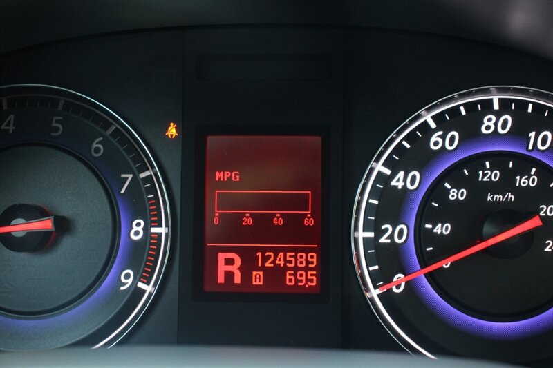 Used 2009 INFINITI G37 x Sedan w/ Premium Pkg AWD/4WD image 7