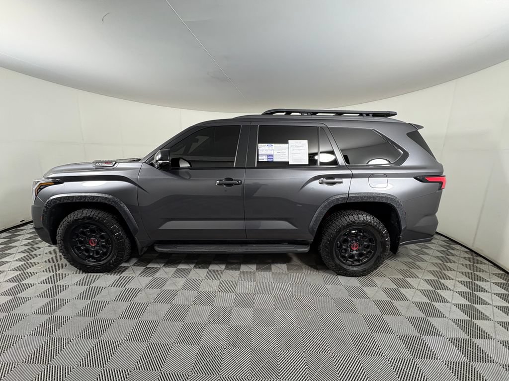 Used 2025 Toyota Sequoia TRD Pro AWD/4WD image 2