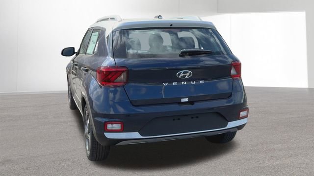 New 2026 Hyundai Venue SEL FWD image 8