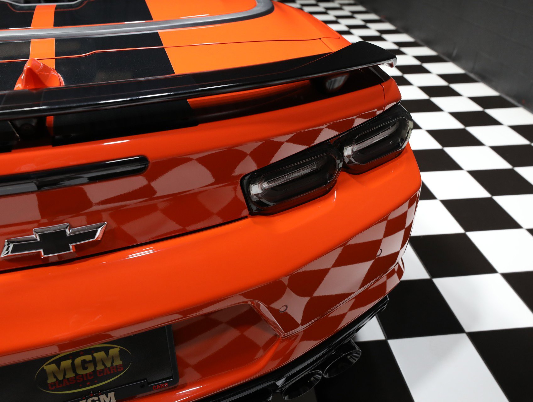 Used 2020 Chevrolet Camaro SS RWD image 30