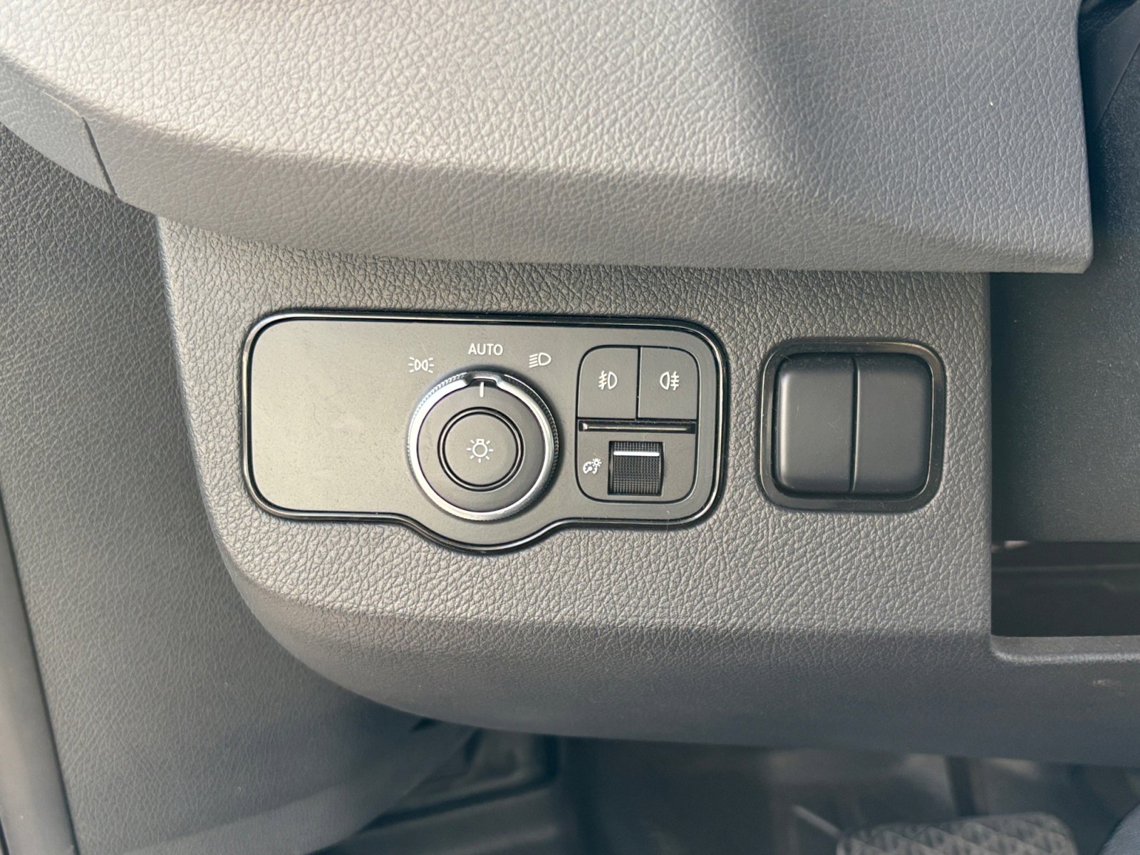 Used 2020 Mercedes-Benz Sprinter 3500 image 14