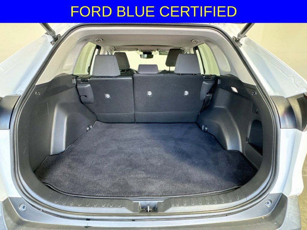 Used 2023 Toyota RAV4 XLE w/ Convenience Package FWD image 28