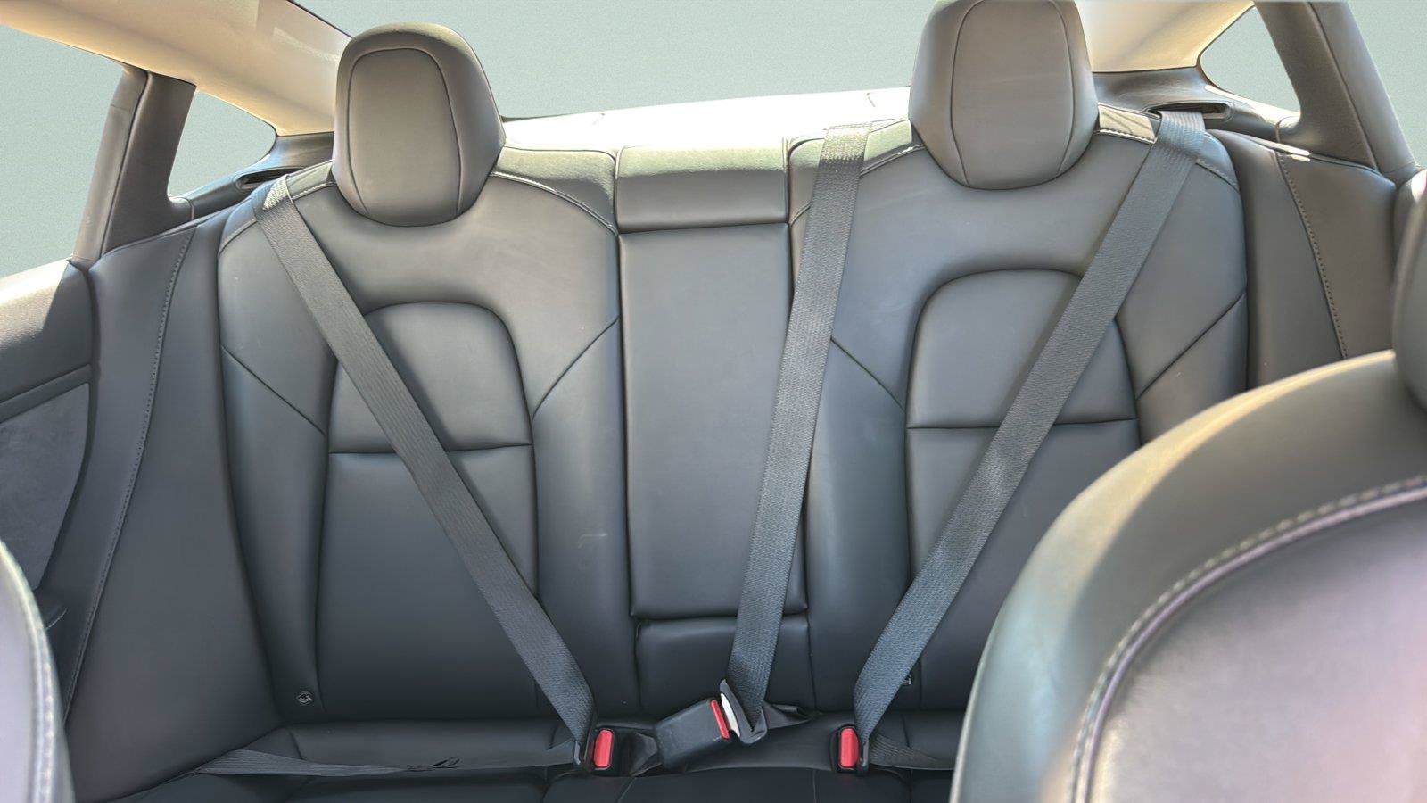Used 2022 Tesla Model 3 RWD image 26