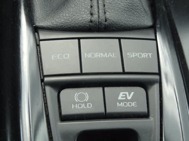 Used 2025 Toyota Camry LE FWD image 26