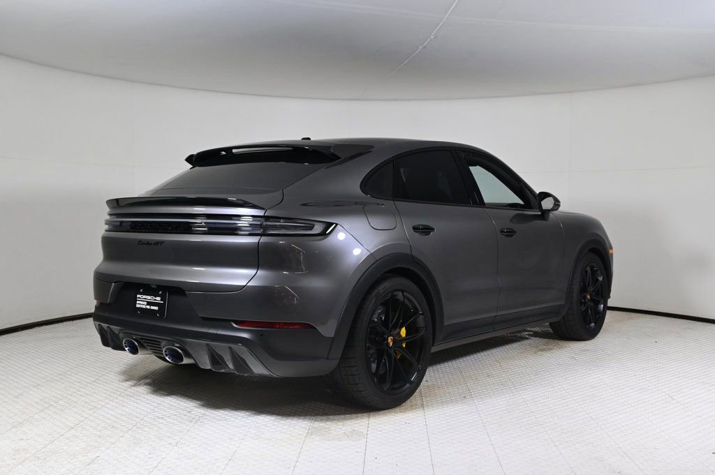 Used 2026 Porsche Cayenne Turbo GT image 7