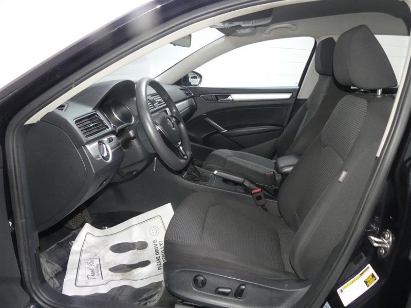 Used 2018 Volkswagen Passat 2.0T S w/ Driver Assistance Package FWD image 20
