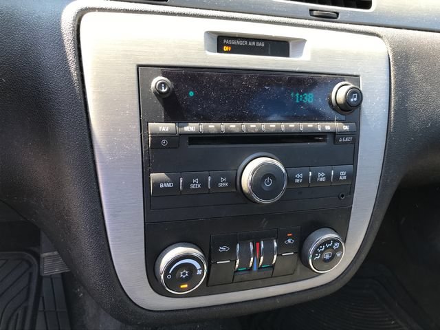 Used 2008 Chevrolet Impala LT FWD image 7
