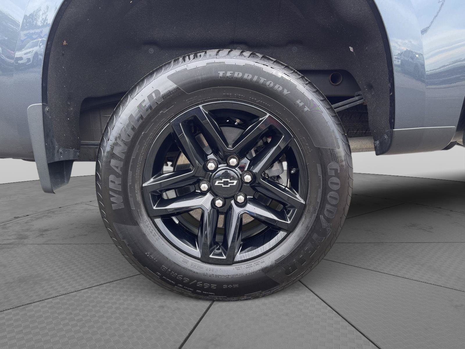 Used 2020 Chevrolet Silverado 1500 LT Trail Boss AWD/4WD image 23