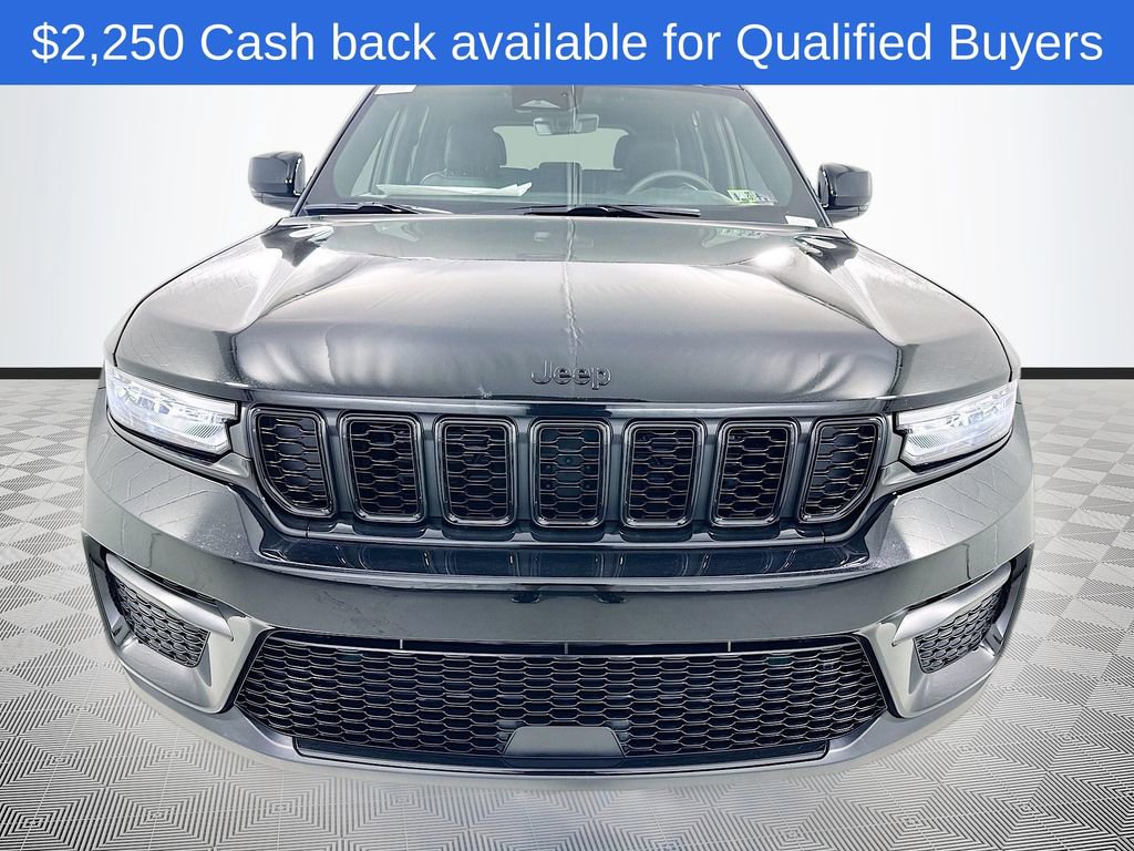 New 2025 Jeep Grand Cherokee Altitude AWD/4WD image 2