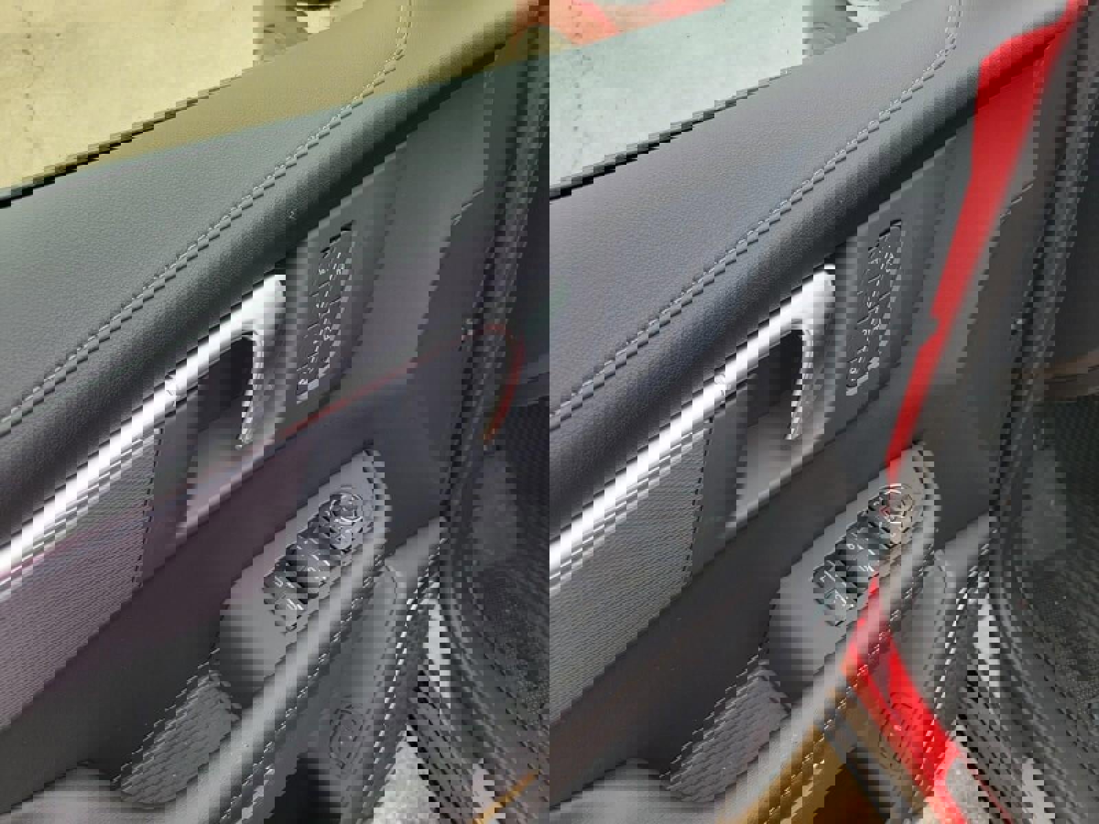 New 2026 Buick Enclave Sport Touring w/ Power Package image 15