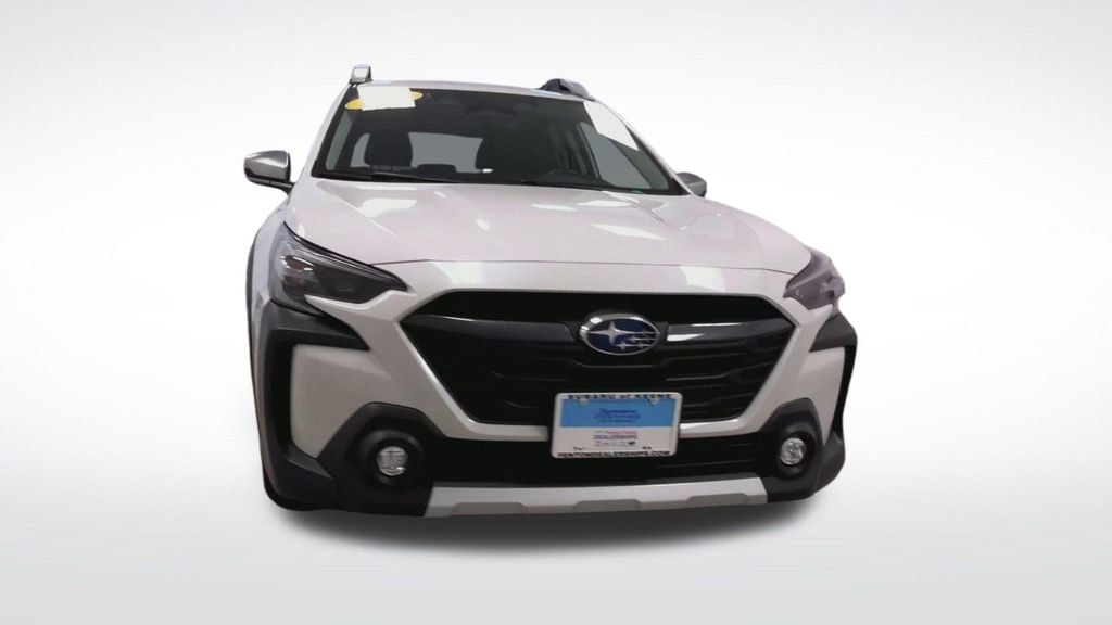 Used 2024 Subaru Outback Touring XT image 2