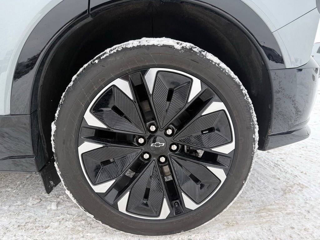 Used 2025 Chevrolet Blazer EV RS image 15