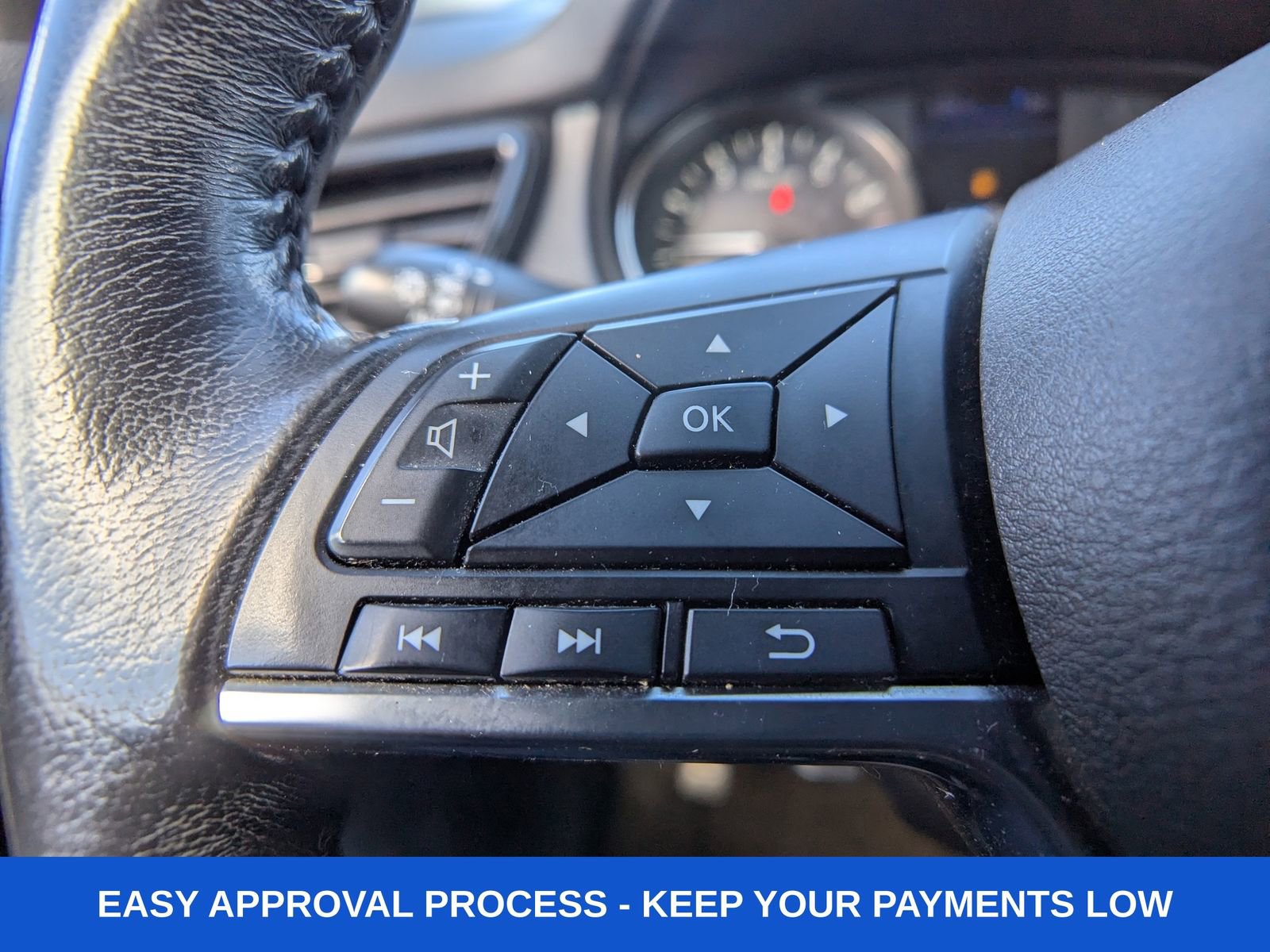 Used 2019 Nissan Rogue SV image 31