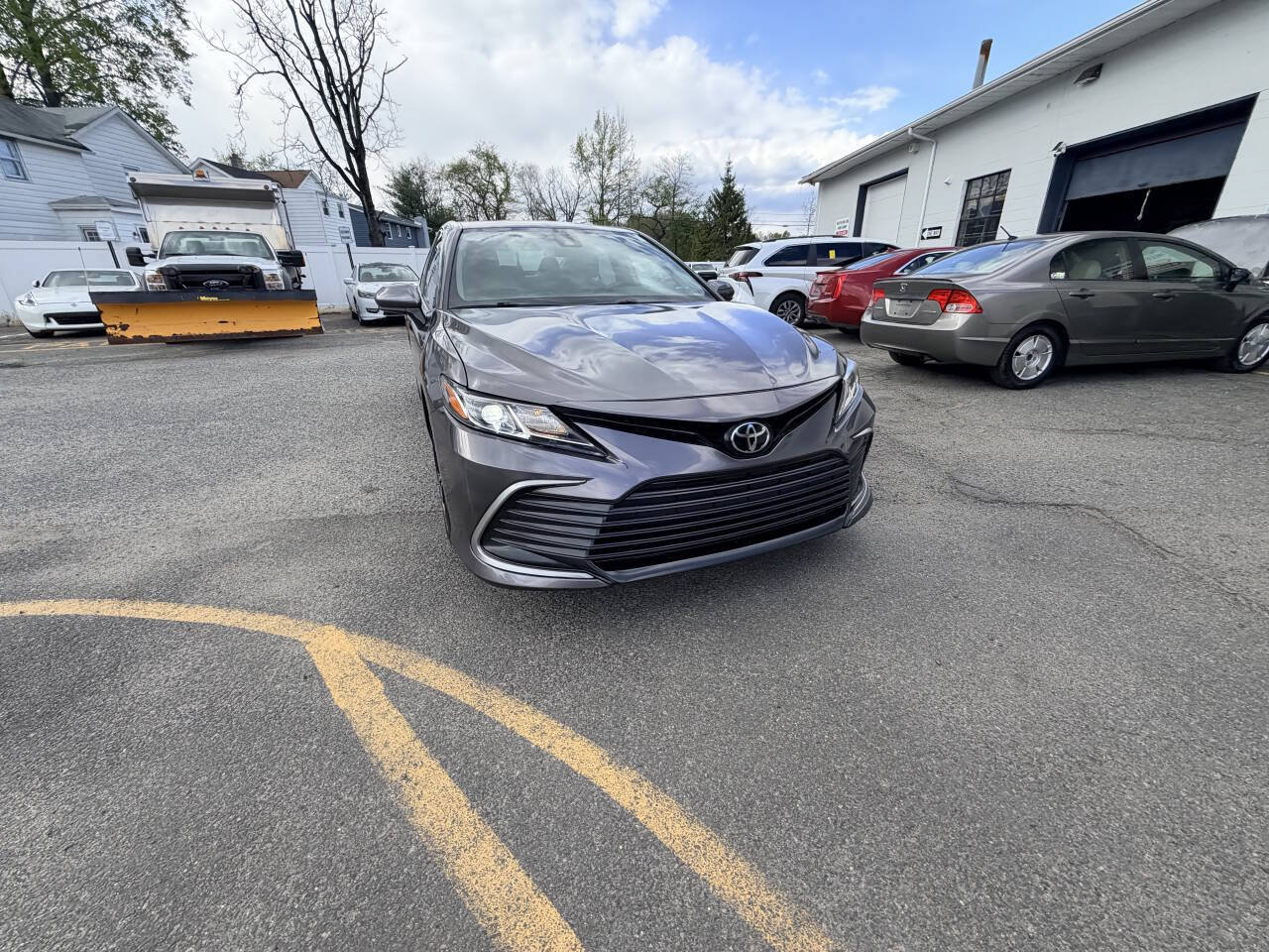Used 2021 Toyota Camry LE FWD image 14