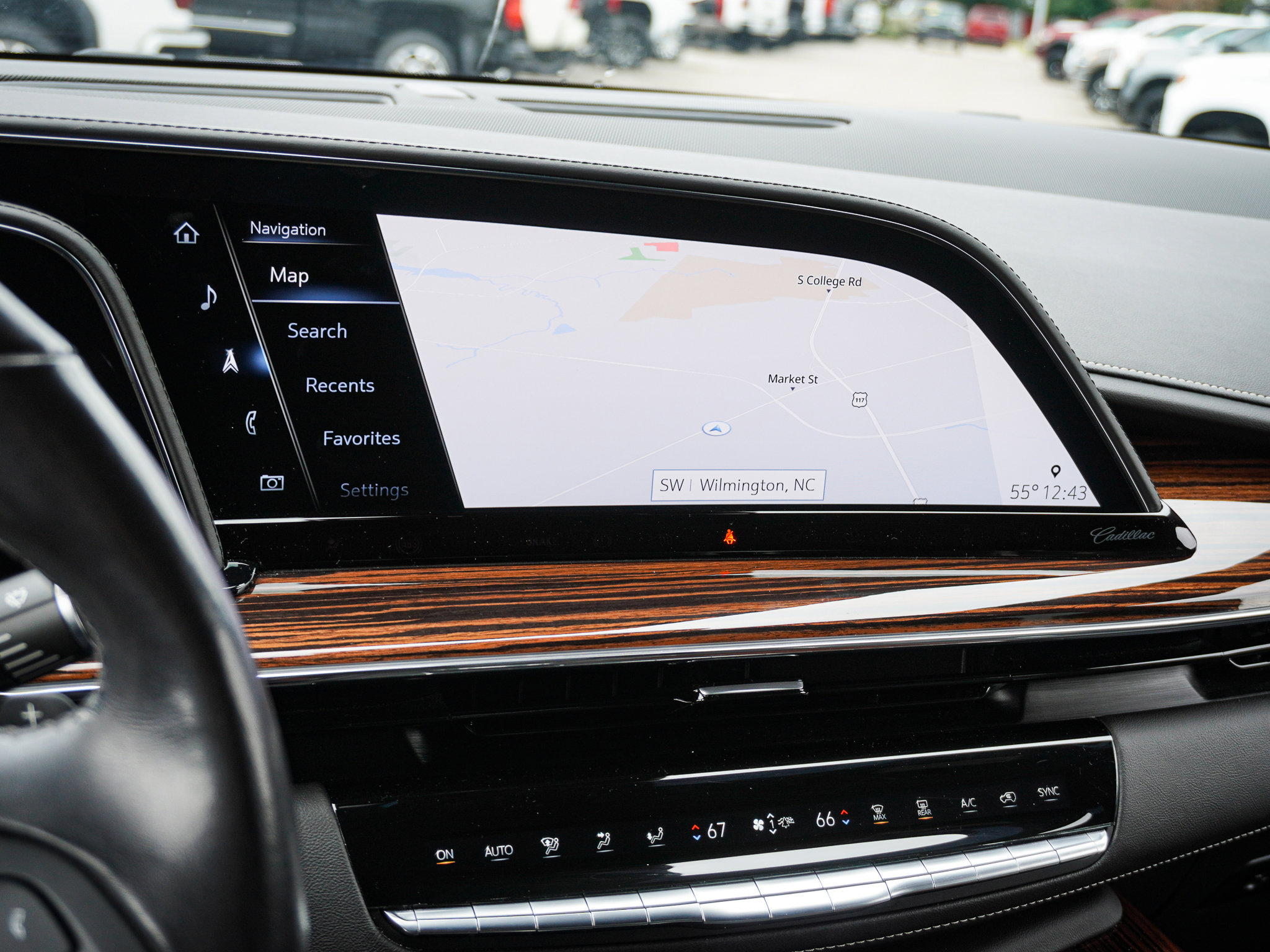 Used 2021 Cadillac Escalade Premium Luxury w/ Driver Assist Tech Package image 23