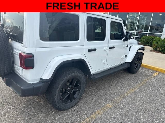 Used 2022 Jeep Wrangler Unlimited Sahara AWD/4WD image 3