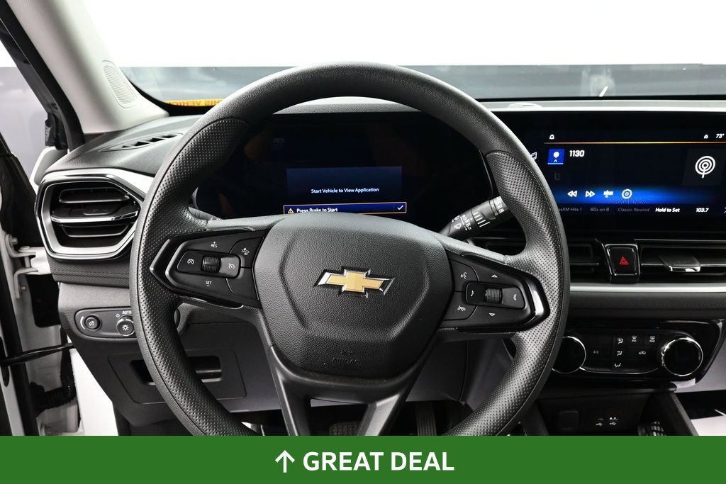 Used 2025 Chevrolet TrailBlazer LT AWD/4WD image 33
