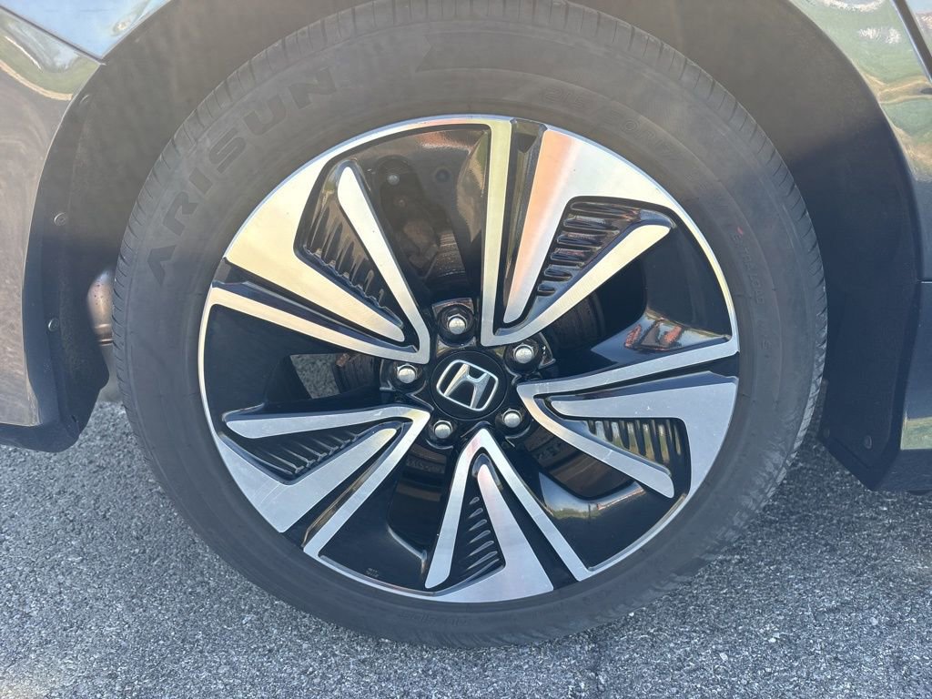 Used 2018 Honda Civic EX-T image 6