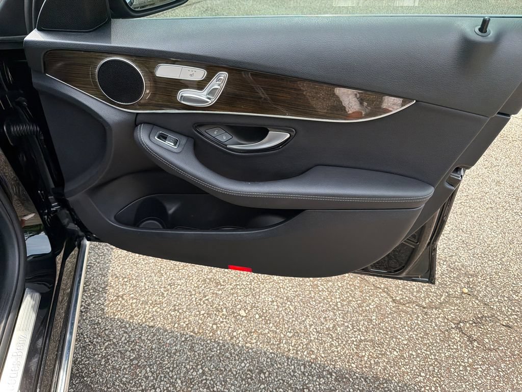 Used 2021 Mercedes-Benz C 300 Sedan image 14