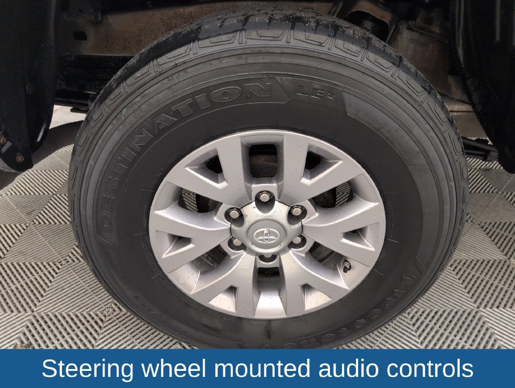 Used 2018 Toyota Tacoma SR5 RWD image 16