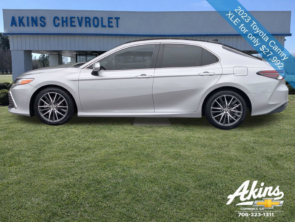 Used 2023 Toyota Camry XLE w/ Navigation Package FWD image 7