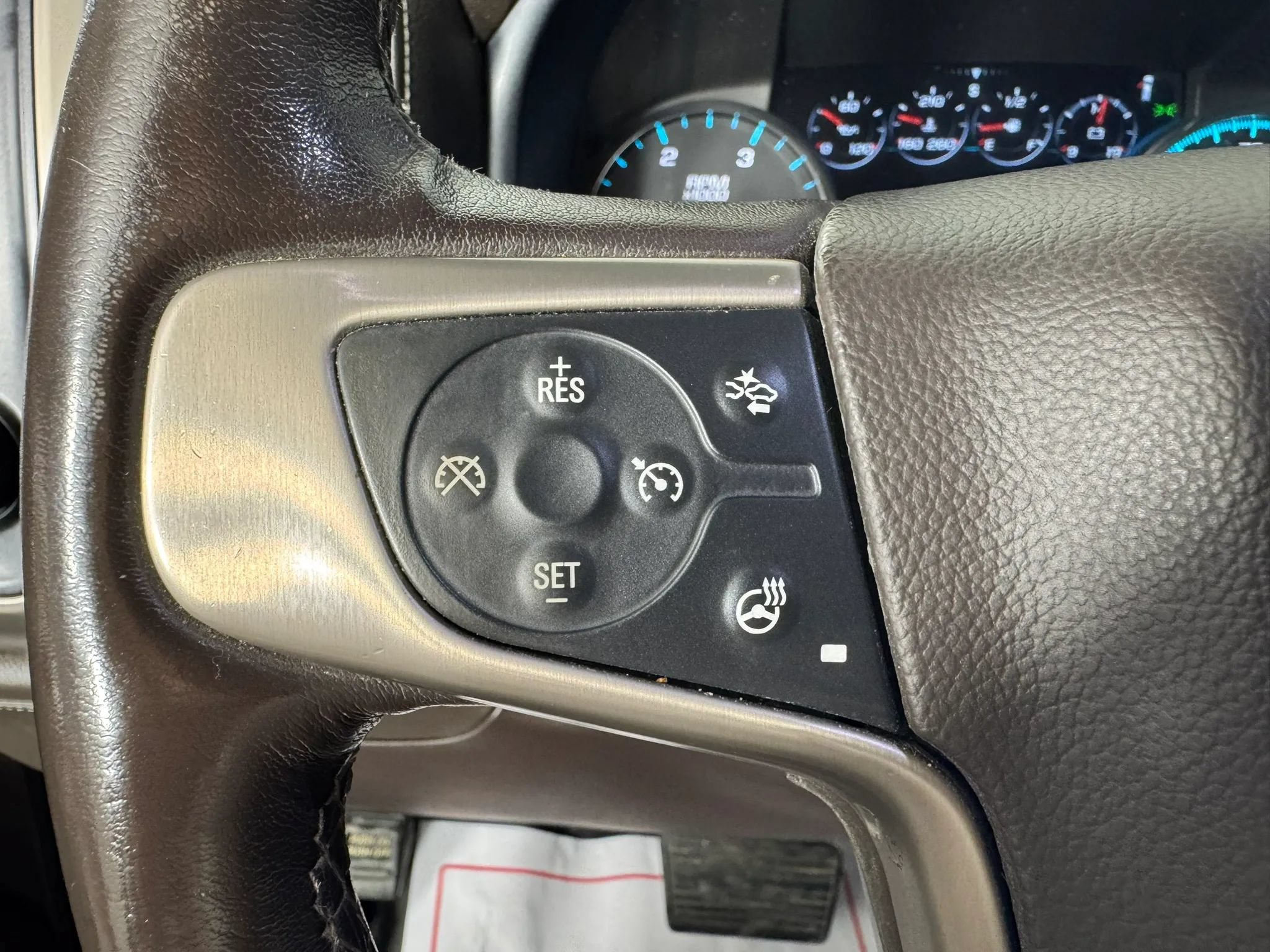 Used 2019 GMC Sierra 2500 Denali w/ Duramax Plus Package AWD/4WD image 15