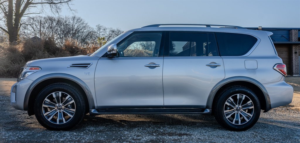 Used 2019 Nissan Armada SL w/ Premium Package RWD image 2